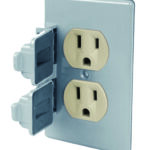 COD-A Contacto duplex aterrizado con placa para intemperie